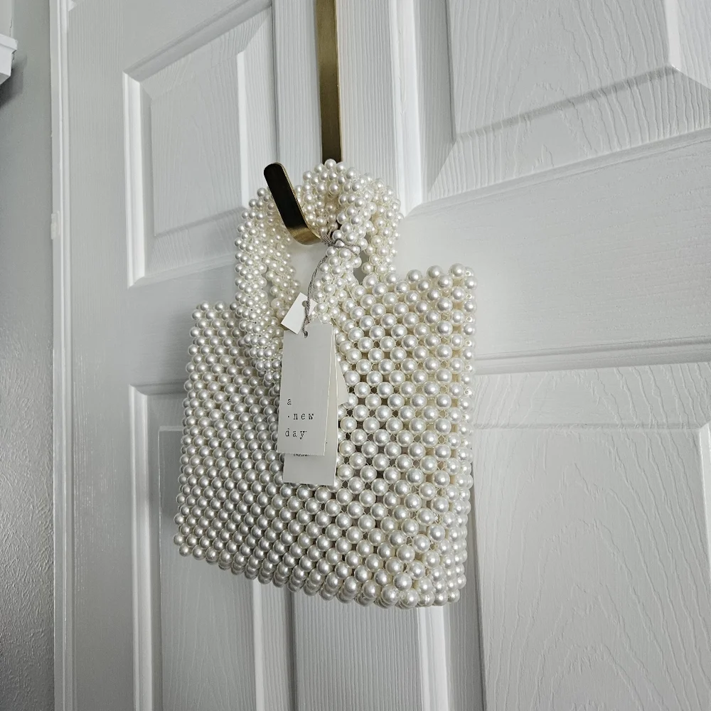 NWT A New Day Simulated Pearl Heart Beaded Mini Tote Bag - Picture 3 of 9